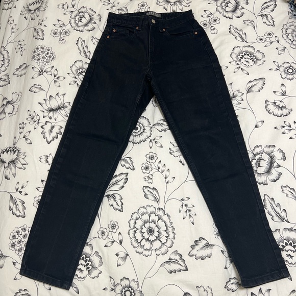 Black Jeans - Picture 1 of 3